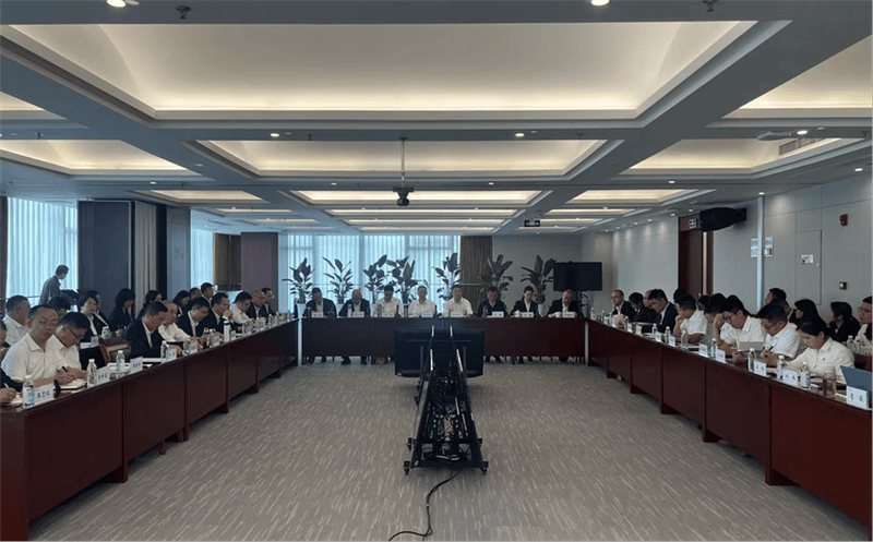 置业集团召开人力南宫ng28相信品牌力量管理联席会议