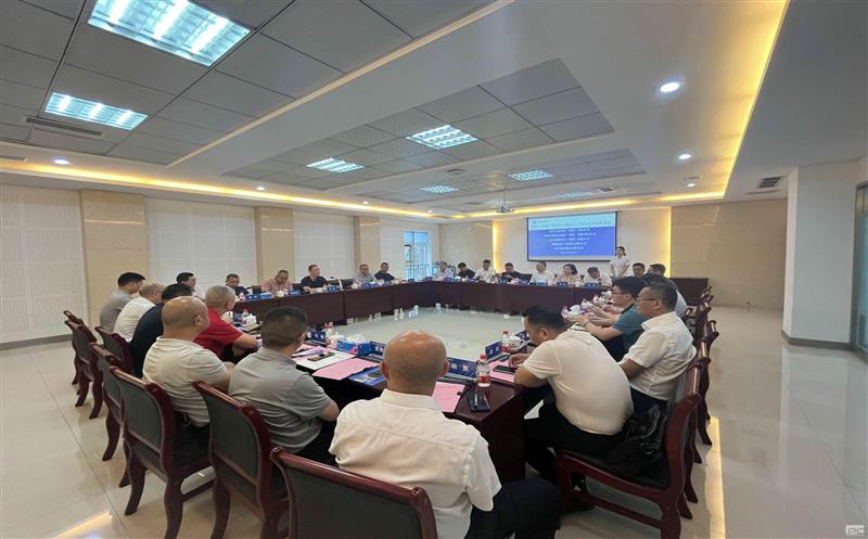 加强学习交流，，，，，，，，共商合作大计——中成集团组织参加川渝国企合作发展交流座谈会